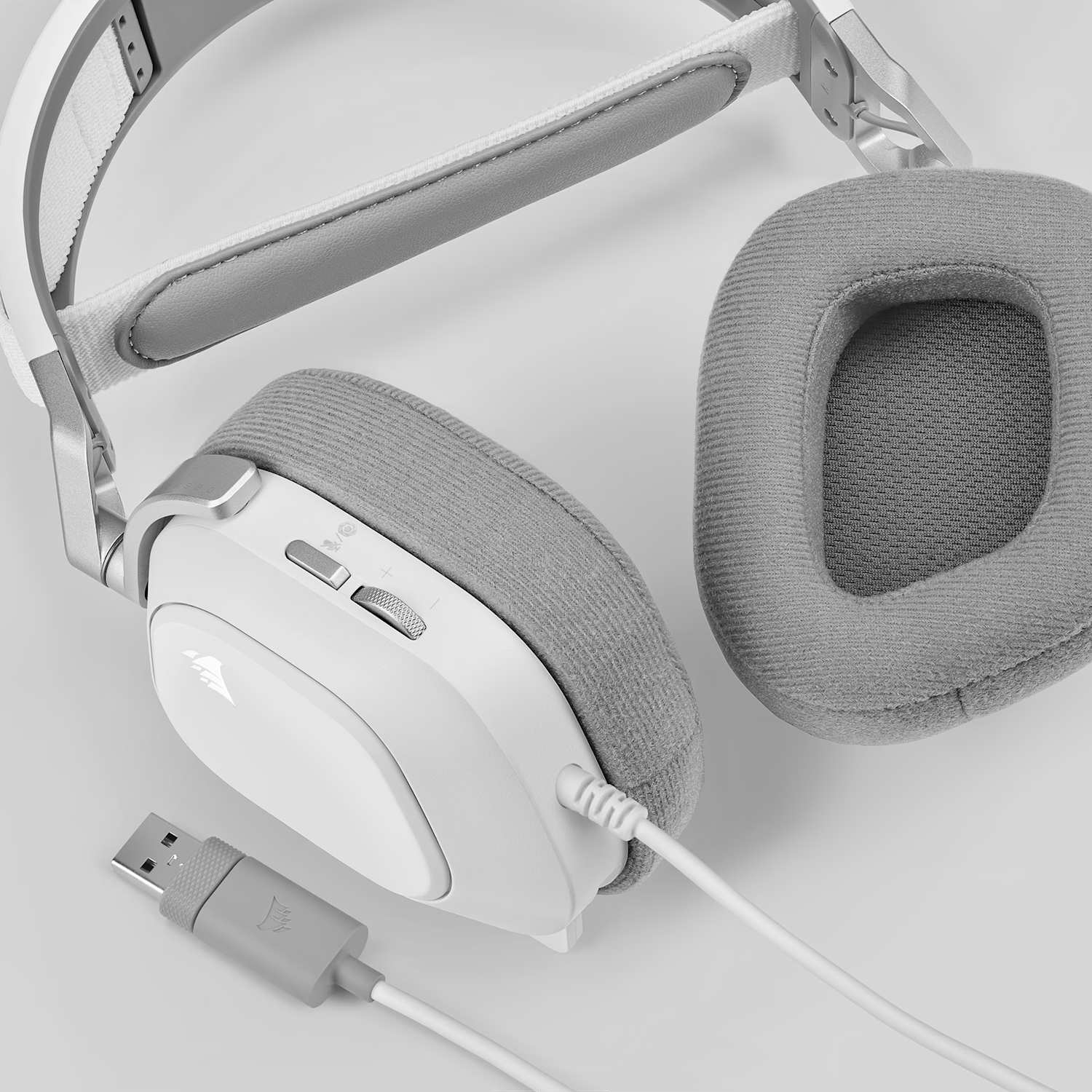 Corsair HS80 RGB USB Wired Over-Ear Gaming Headset — White 6