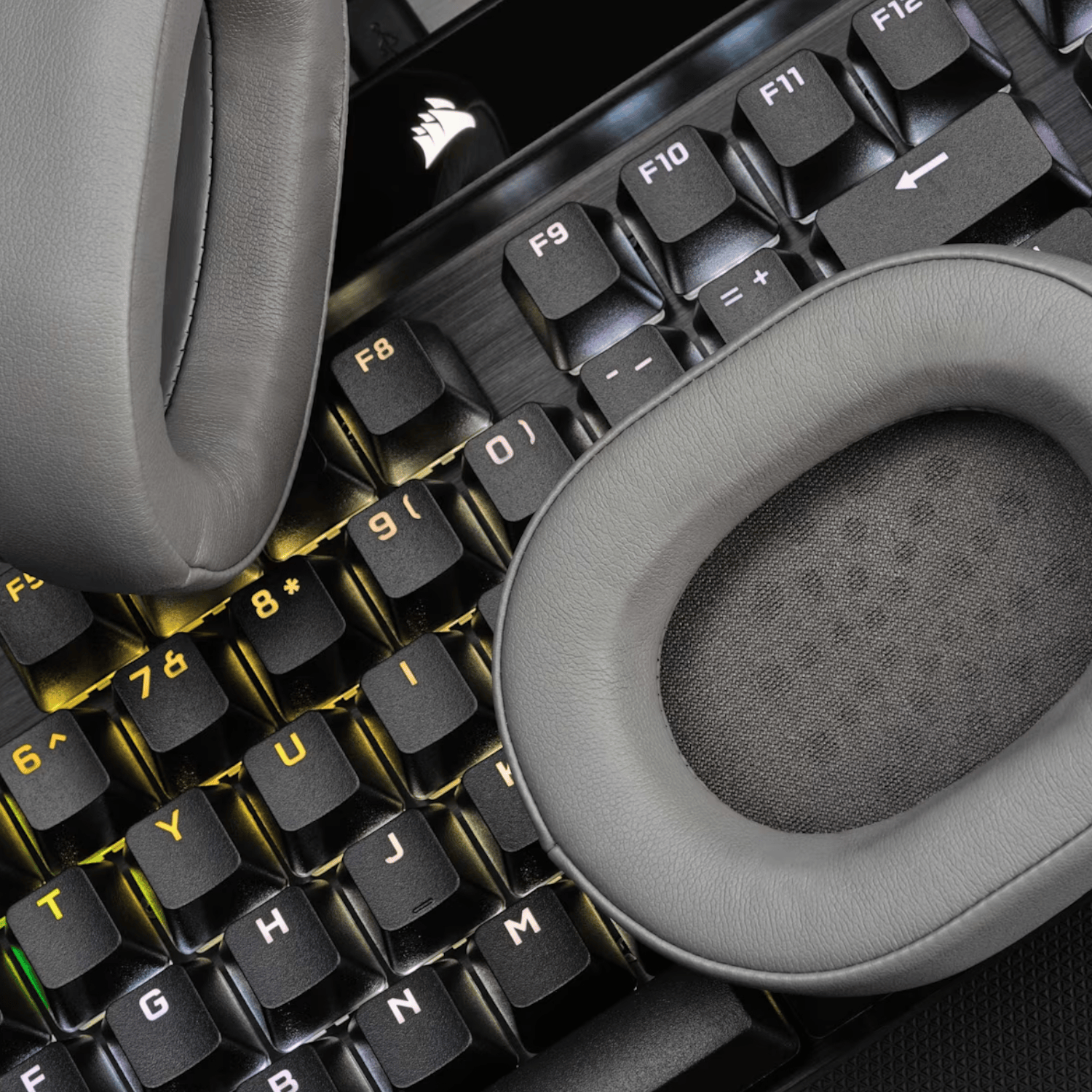 Corsair HS55 Surround Wired Gaming Headset – White 5